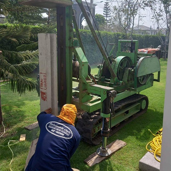 ผู้รับเหมาตอกเสาเข็มงานต่อเติมบ้าน ผู้รับเหมาตอกเสาเข็มงานต่อเติมบ้าน  ช่างตอก เสาเข็ม 